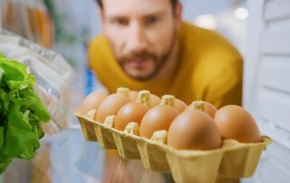 Los huevos deben guardarse en la nevera