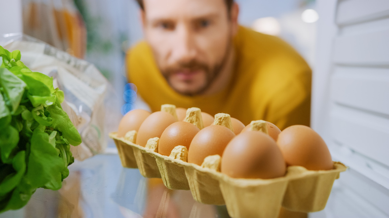Los huevos deben guardarse en la nevera
